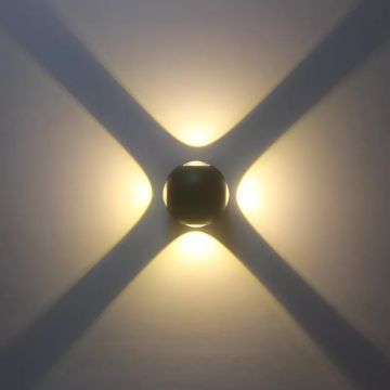 MOLLED MOL8020 3x4 Watt Siyah 4 Yönlü Dış Mekan LED Aplik - Metal Gövde - Gün Işığı (3000K)