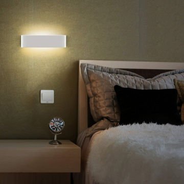 MOLLED MOL8017-B 2x9 Watt Beyaz Çift Yönlü LED Aplik (Metal Gövde)